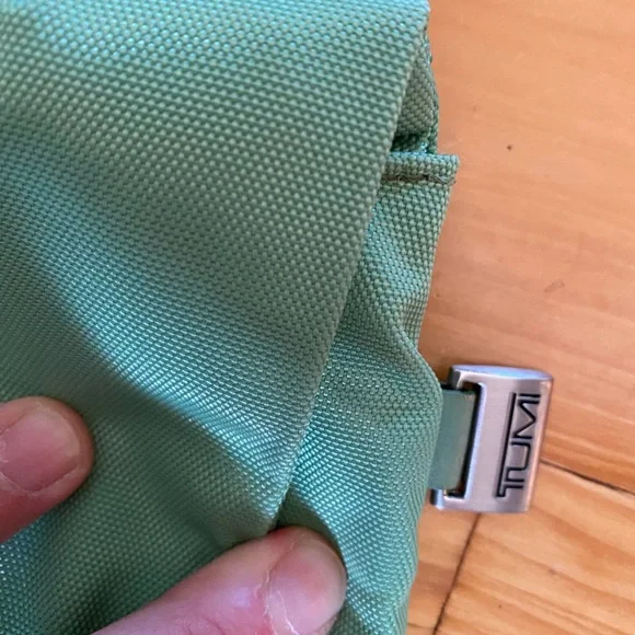 TUMI crossbody purse bag nylon - Picture 2 of 8